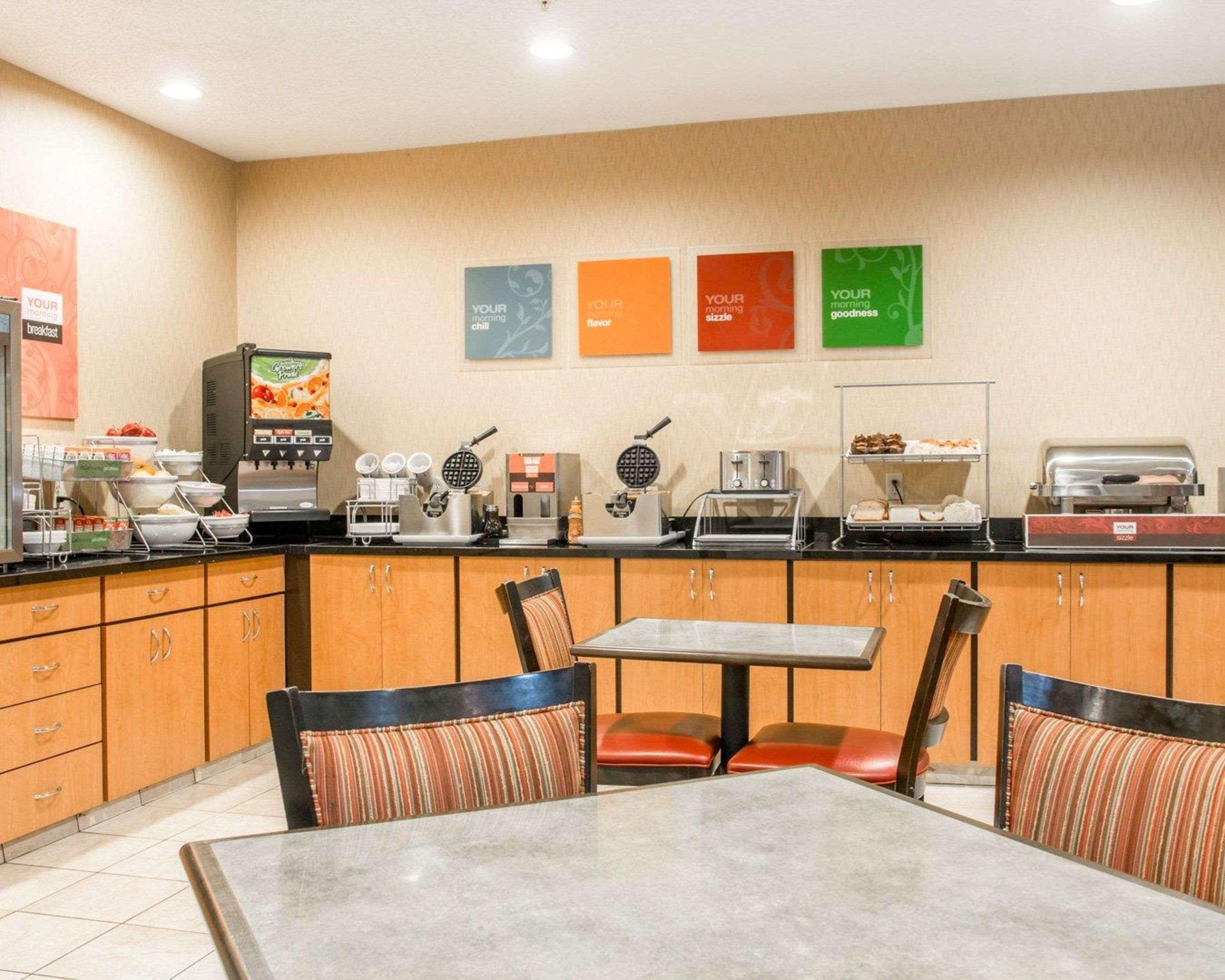 Comfort Suites- Saginaw Extérieur photo