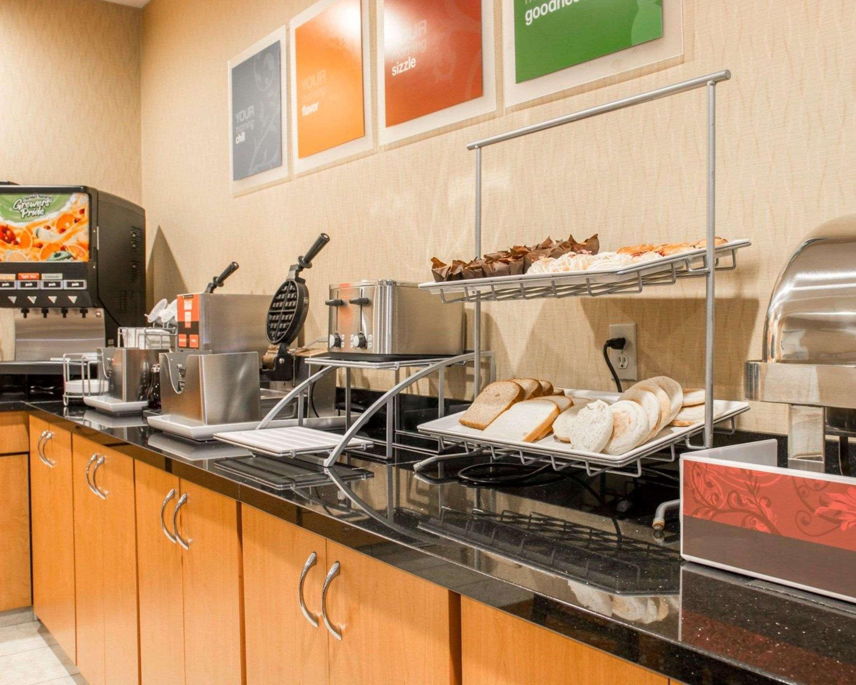 Comfort Suites- Saginaw Extérieur photo