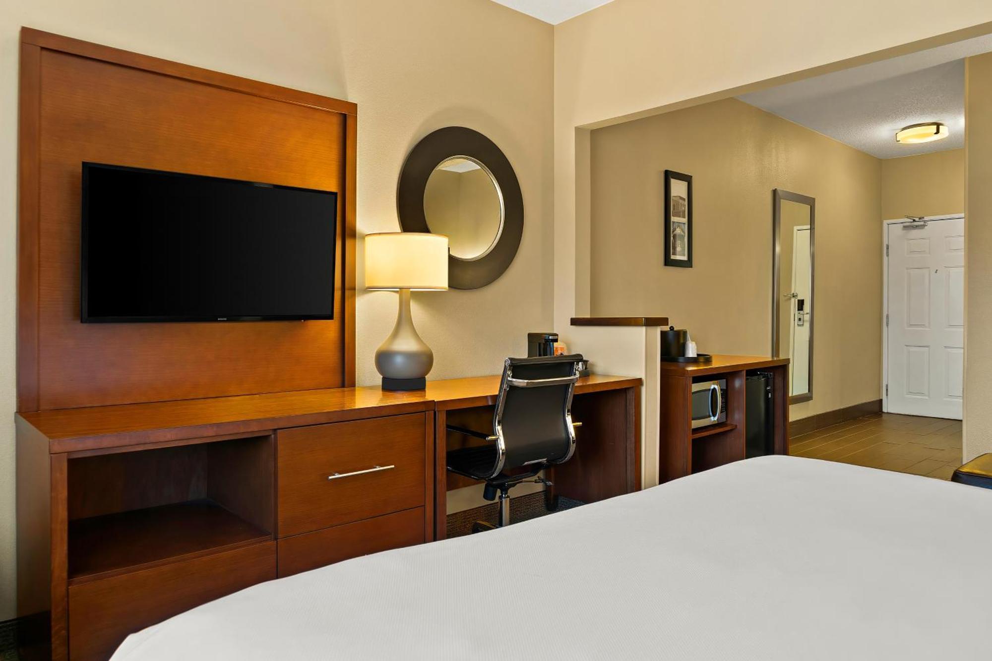 Comfort Suites- Saginaw Extérieur photo